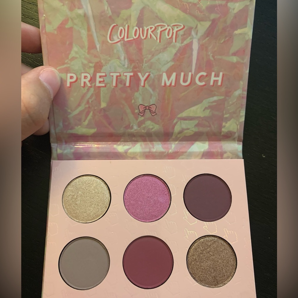 2/$20 Colourpop Pretty Much palette - Picture 1 of 2